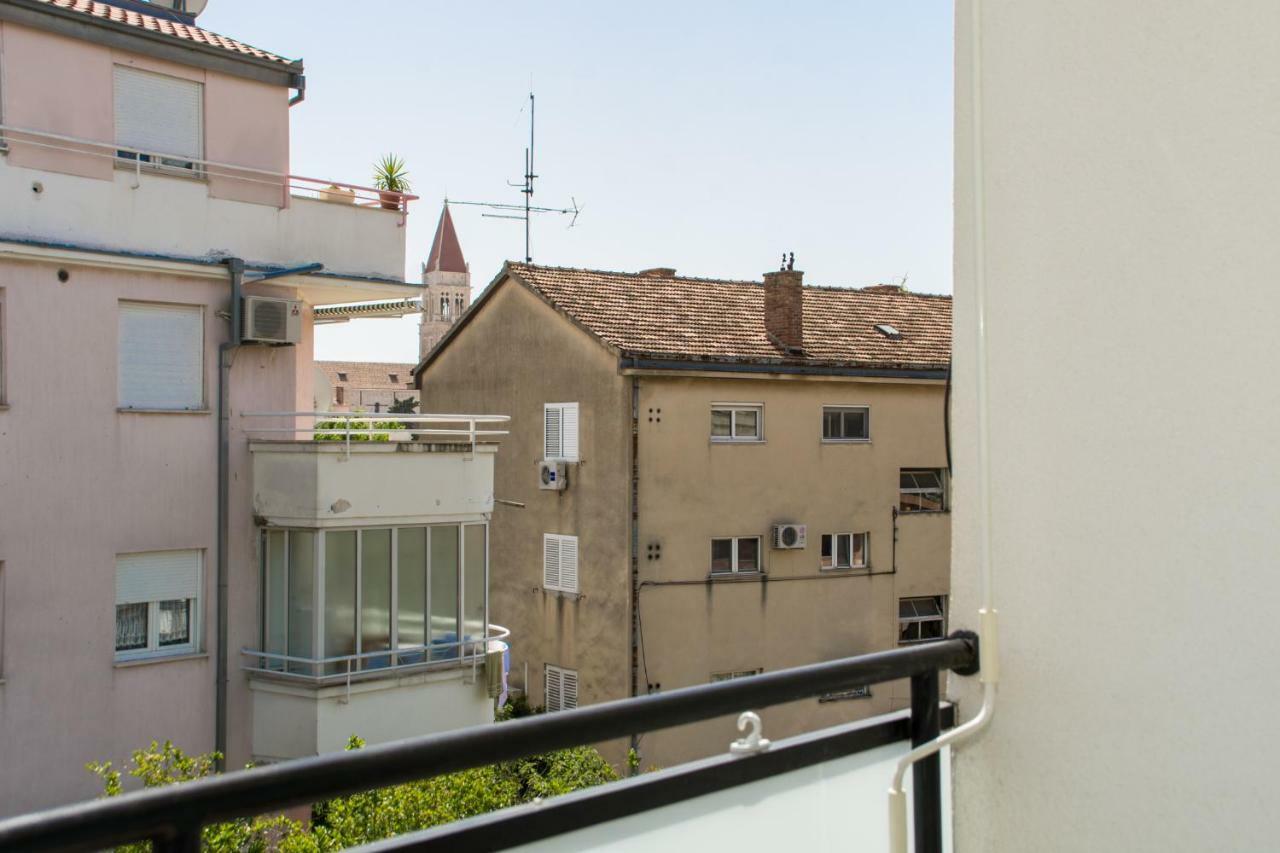Apartman Marin Трогир Екстериор снимка